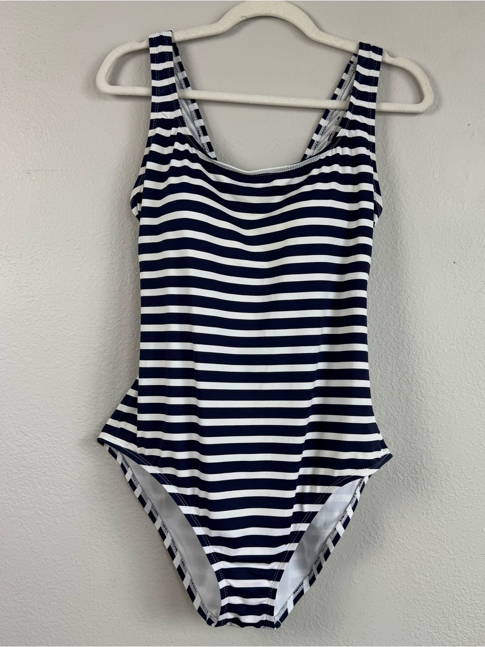 Tommy Bahama Women’s Sz 14 One Piece Swimsuit Lace Up Back Navy & White Striped